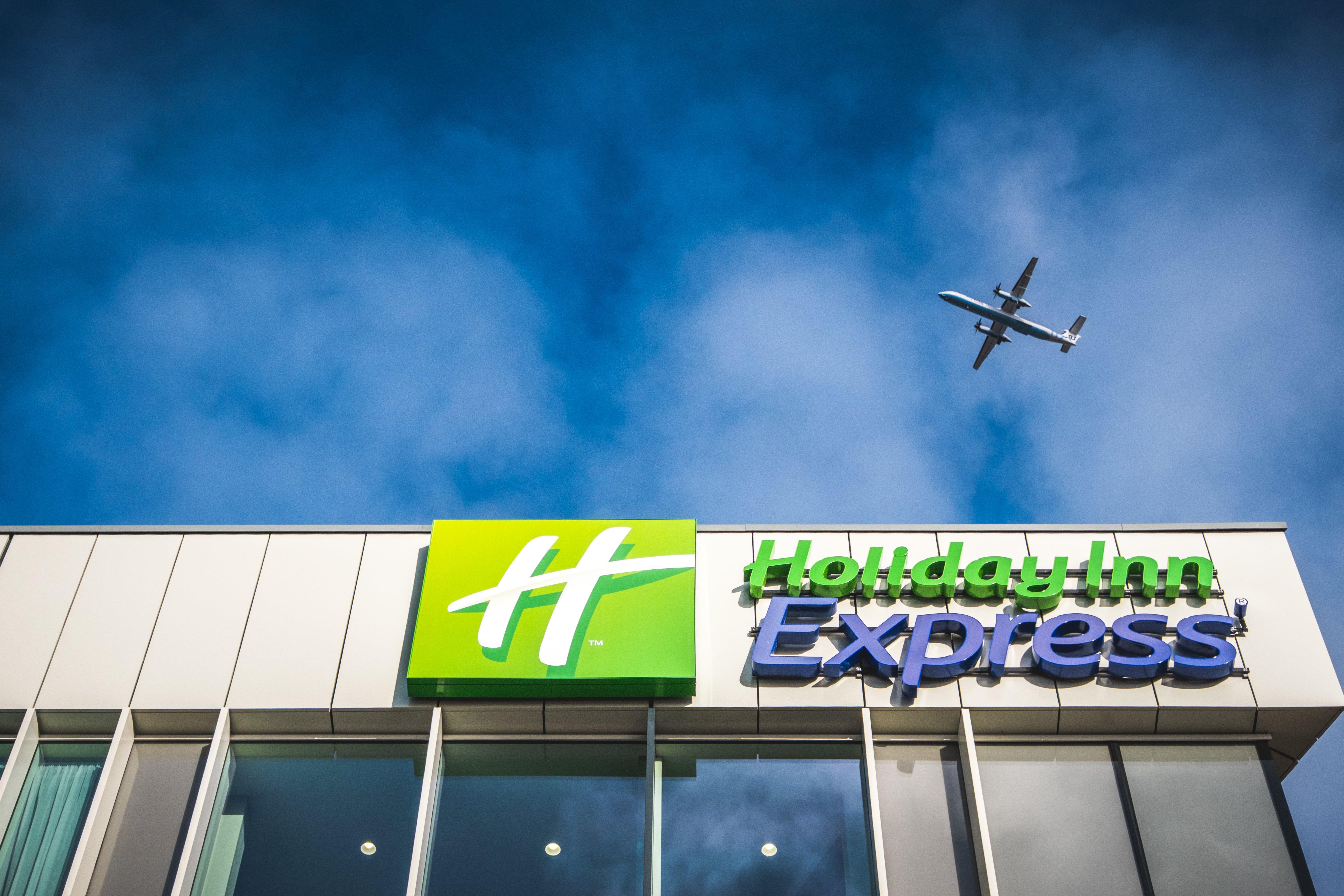 Holiday Inn Express - Stockport, An Ihg Hotel Zewnętrze zdjęcie